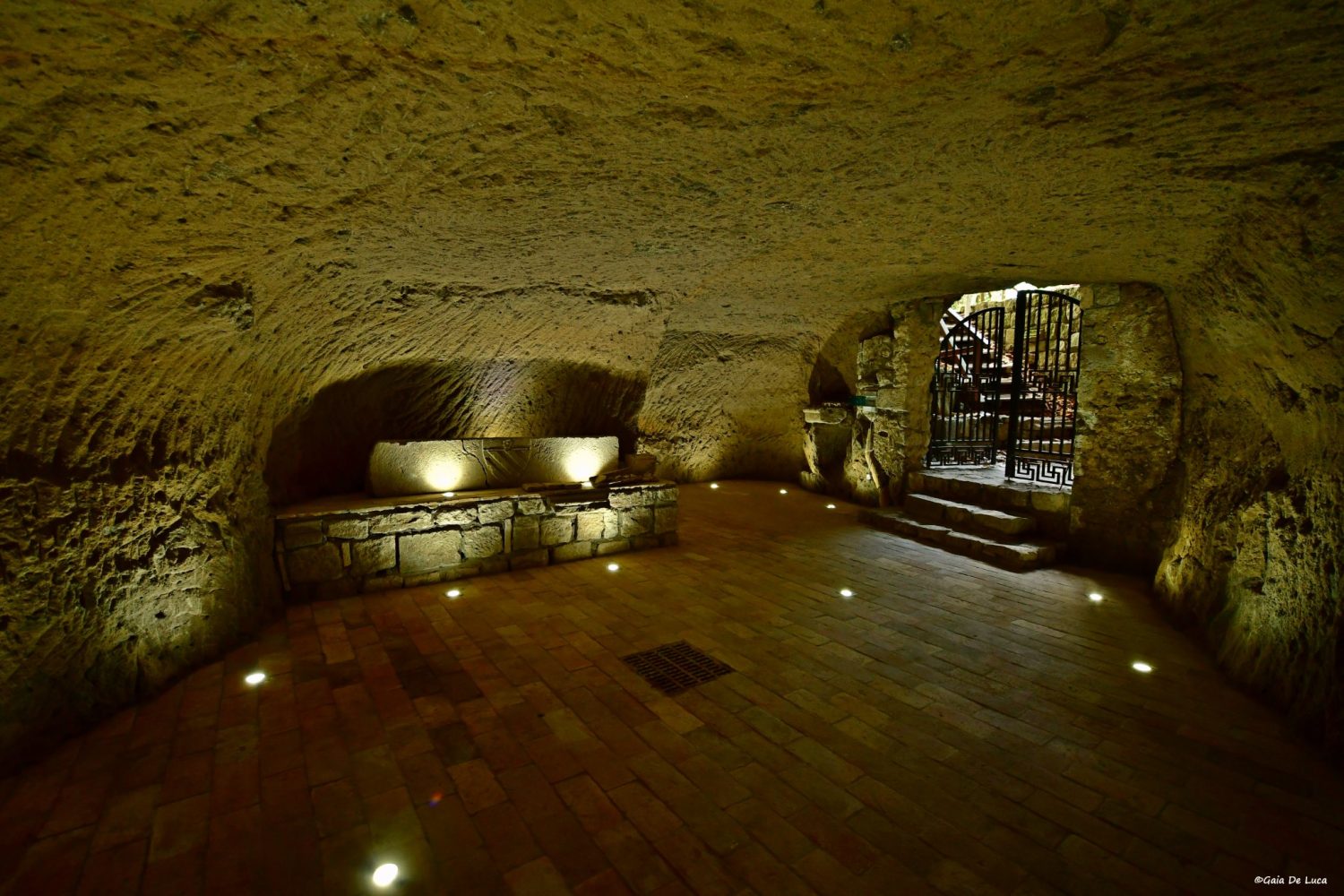 soriano cave 2